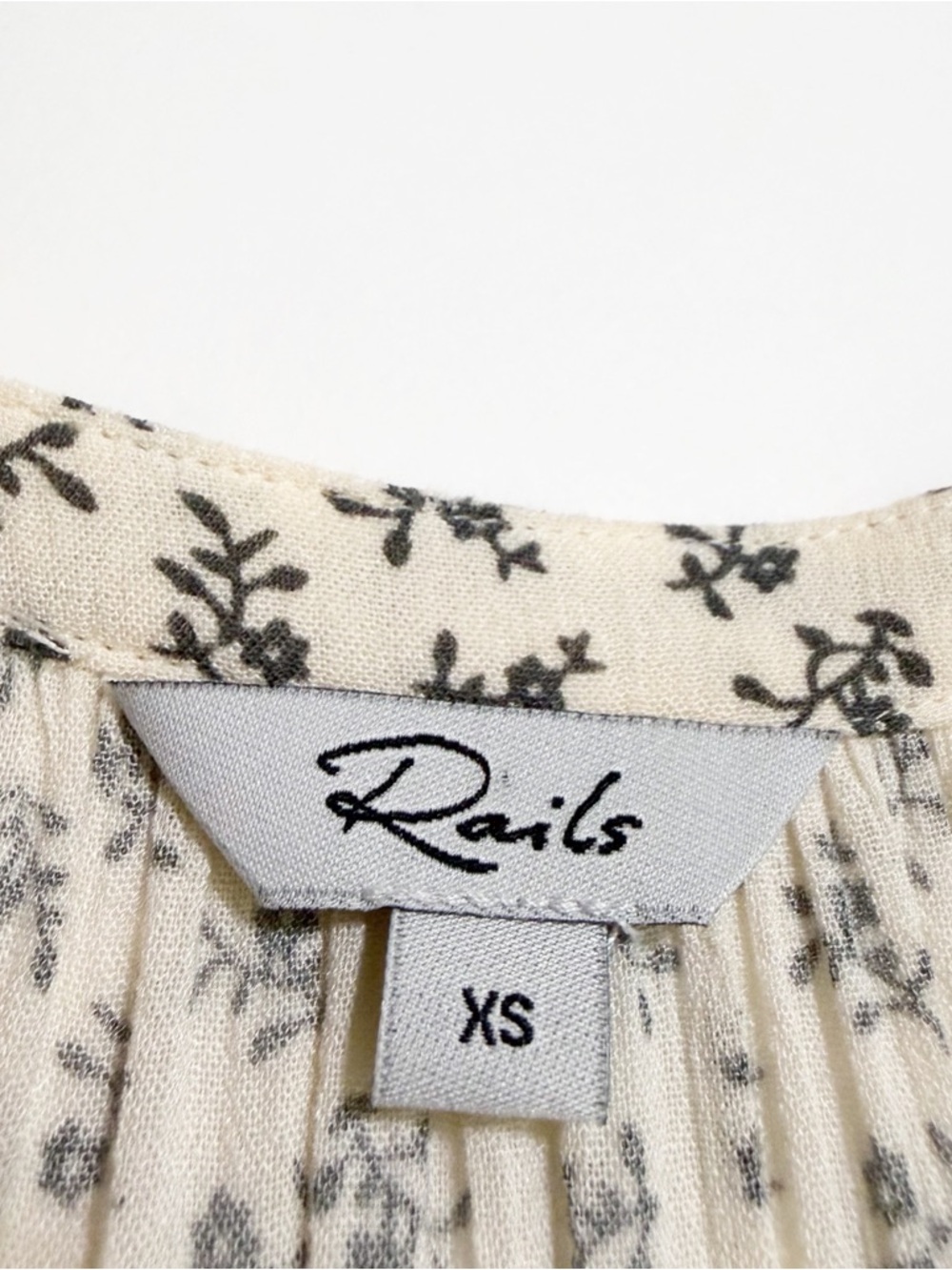 Rails Jasmine Ditsy Floral Smocked Waist Layered Mini Dress - Picture 11 of 15